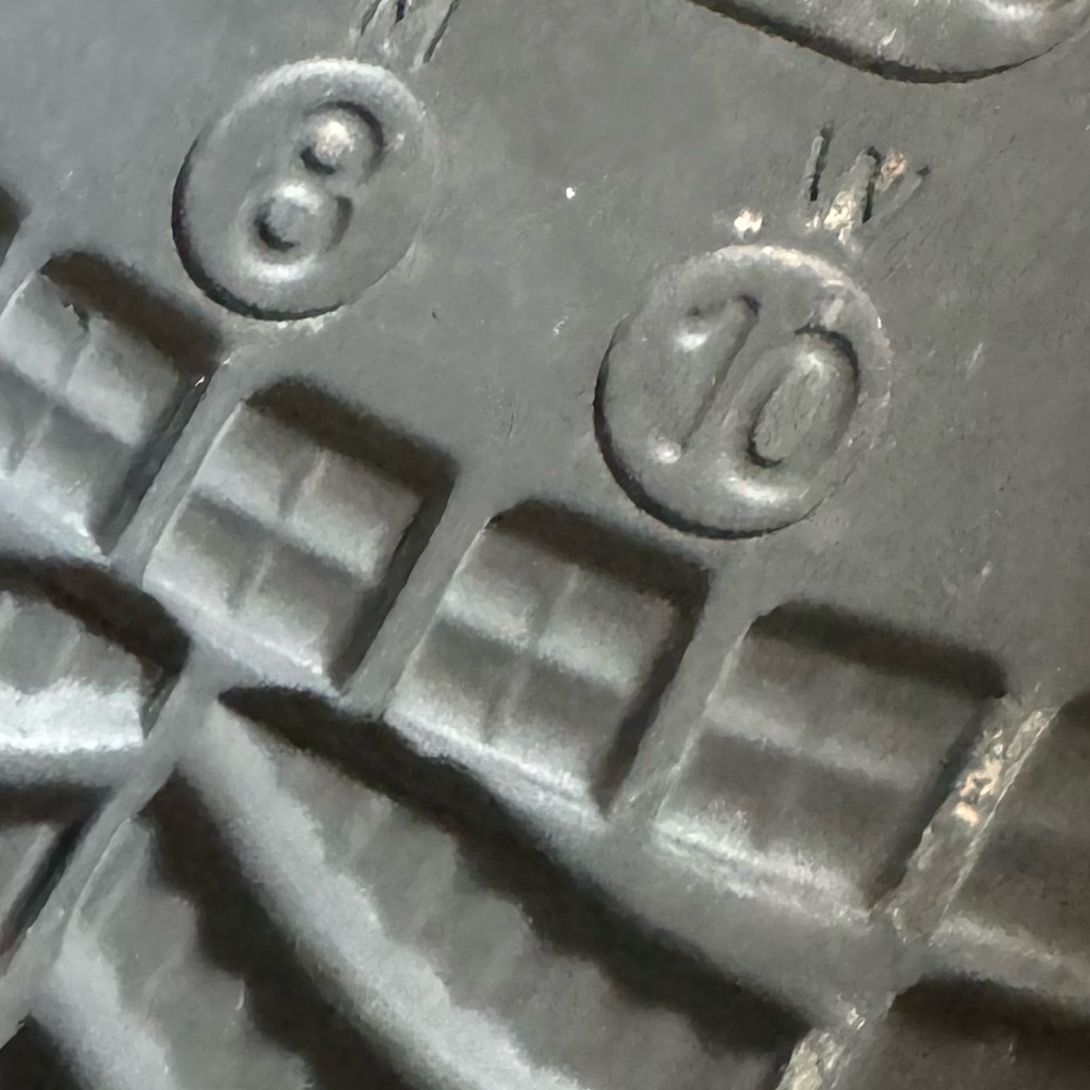 Crocs! - Picture 3 of 5